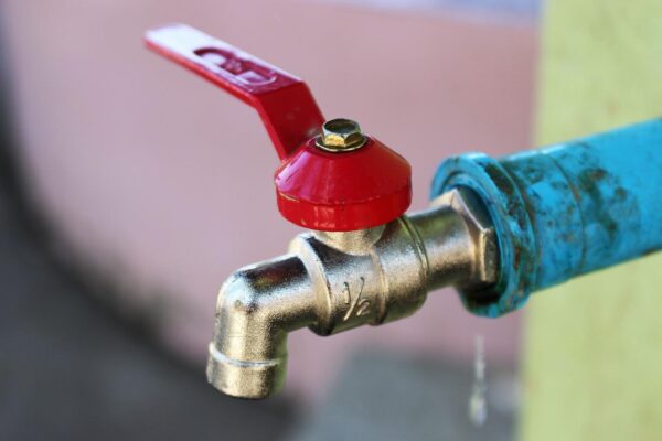 water tap, valve, water-1933195.jpg
